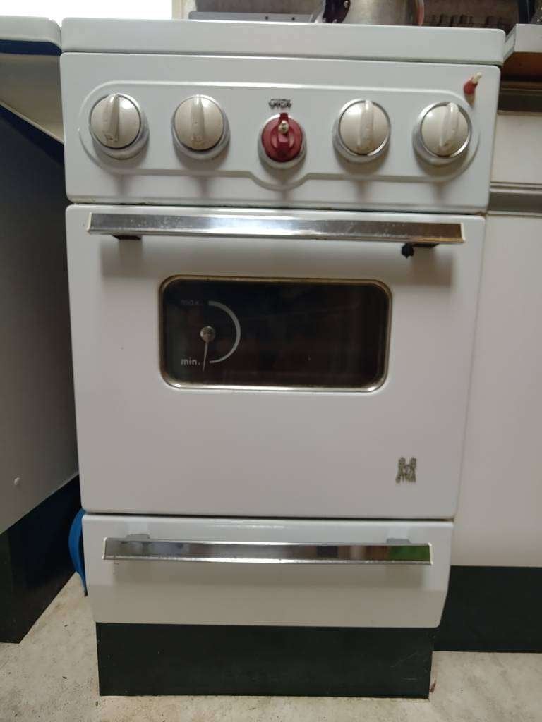 Vintage Etna gasfornuis, Witgoed en Apparatuur, Fornuizen, Ophalen, Gebruikt, 4 kookzones, Gas