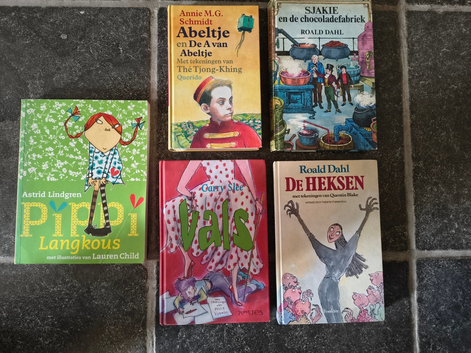 diverse bekende kinderboeken oa de heksen, Pippi, Abeltje, Ophalen of Verzenden, Gelezen