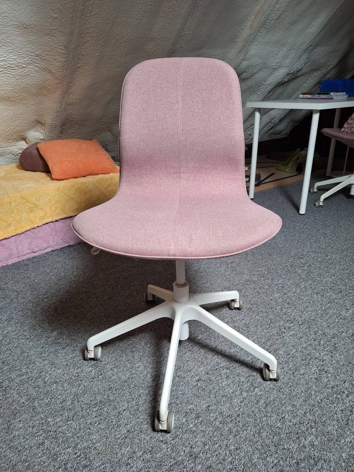 Ikea LÅNGFJÄLL bureaustoel, roze, 2 stuks beschikbaar, Ophalen, Gebruikt, Roze, Bureaustoel