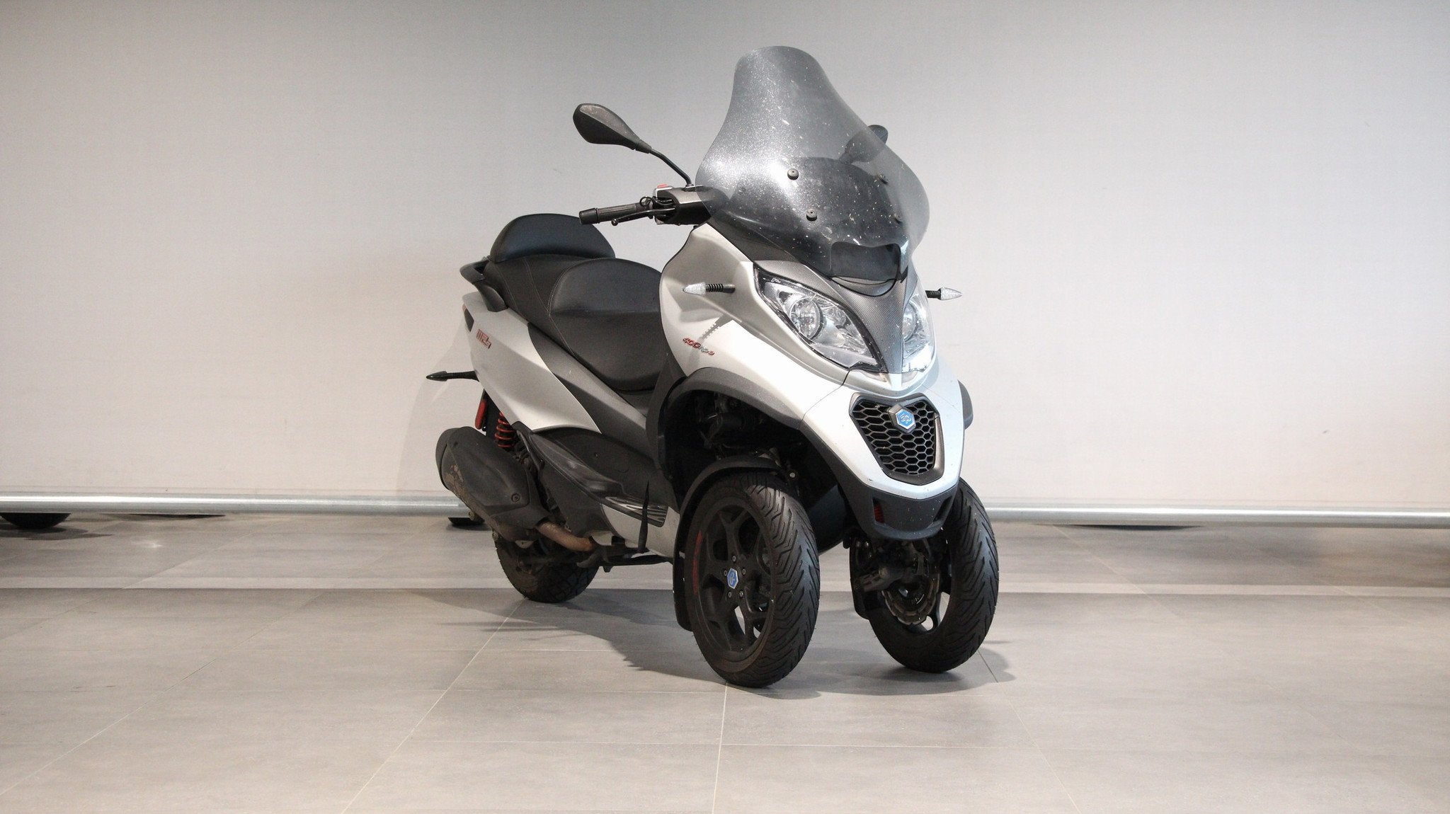 Piaggio MP3 400 LT (bj 2022), Scooter, Info@piaggio.com, Piaggio & C. S.P.A., Viale Rinaldo Piaggio 25
56025  PONTDERA, IT