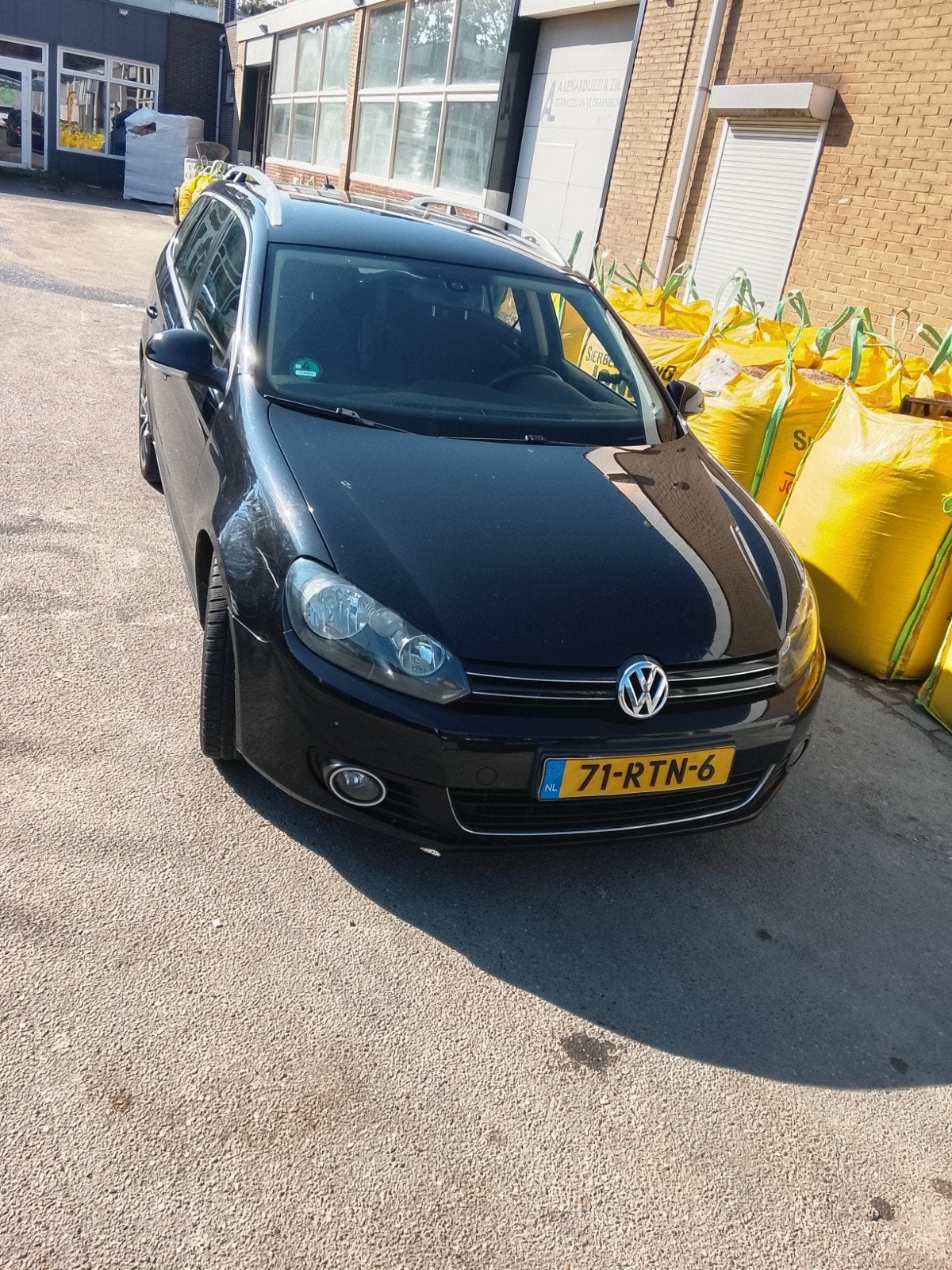 Volkswagen Golf 1.2 TSI 77KW Variant DSG 2011 Zwart, Auto's, 700 kg, Zwart, Origineel Nederlands, 104 pk