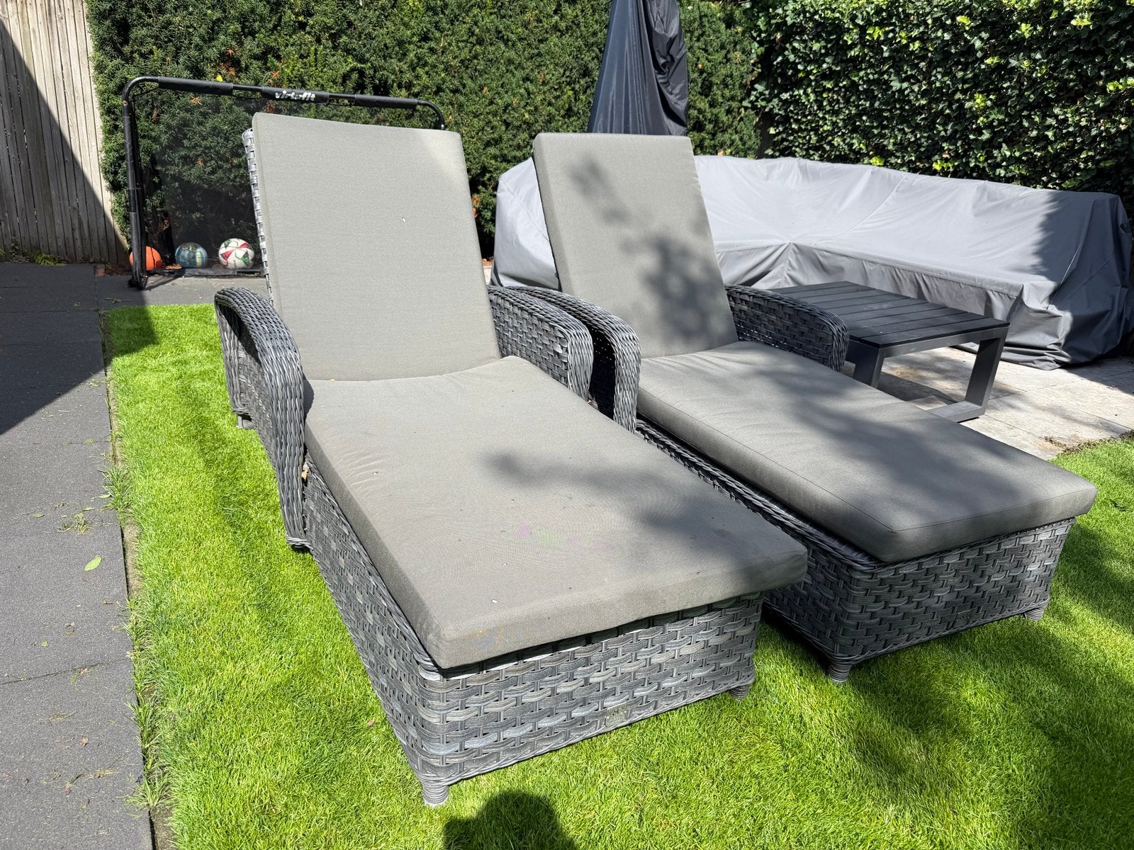 2x 4 seasons ligbedden met verstelbare rugleuning, Tuin en Terras, Ophalen, Gebruikt, Wicker, Verstelbaar