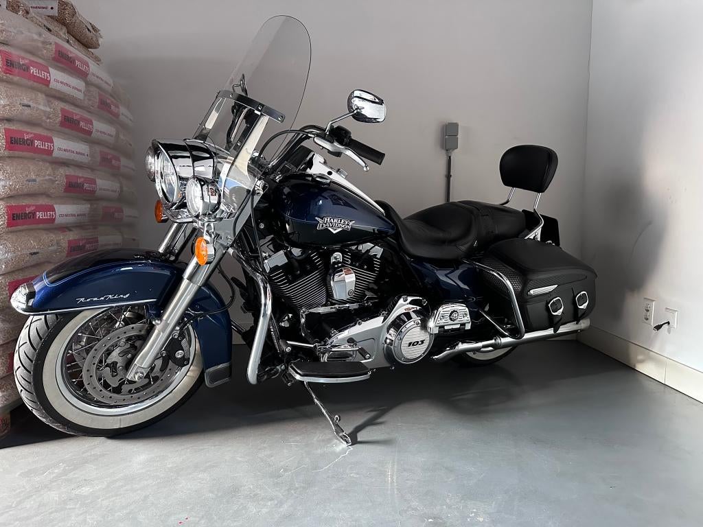 HARLEY-DAVIDSON FLHRC - ROAD KING CLASSIC, Motoren, Motoren | Harley-Davidson, Particulier, Toermotor, meer dan 35 kW, 2 cilinders