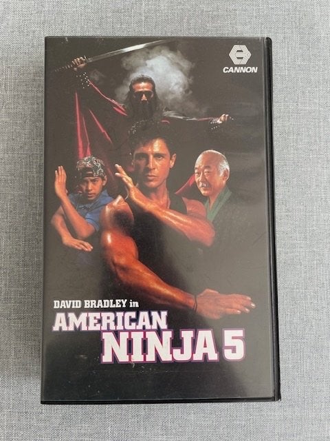 Videoband American Ninja 5 met David Bradley  , Nederlands ondertiteld, Ophalen of Verzenden, Actie en Avontuur, Vanaf 12 jaar