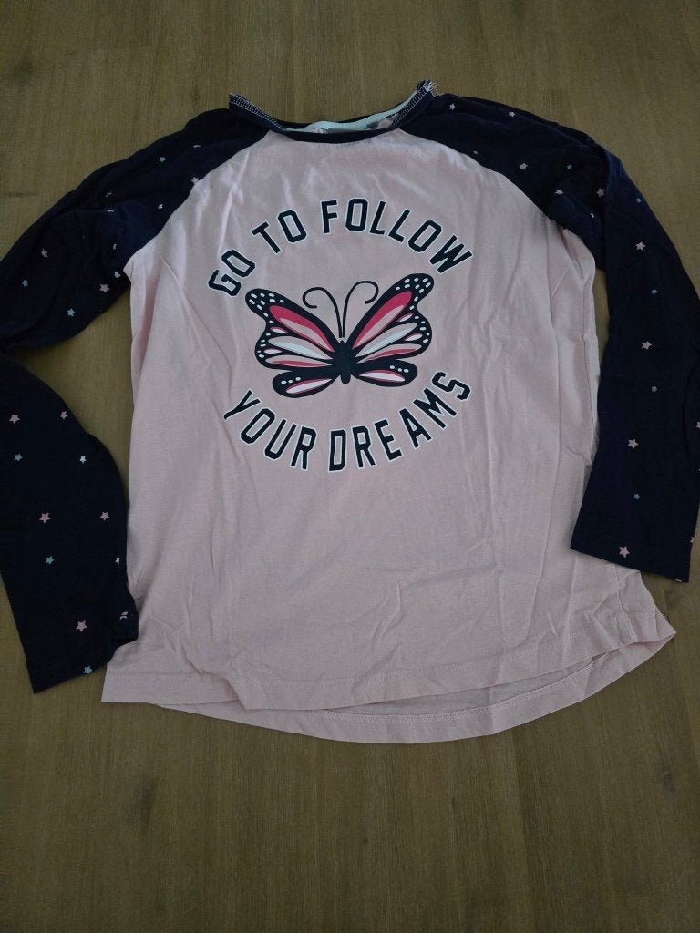 Leuk longsleeve shirt met vlinder en sterren maat 158, Kinderen en Baby's, Kinderkleding | Maat 158, Gebruikt, Meisje, Ophalen of Verzenden