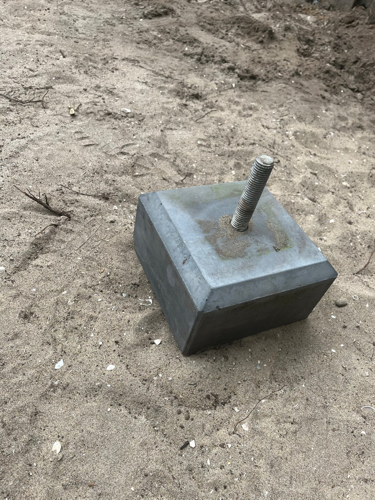 Betonnen paalvoeten met verstelbare plaat, Ophalen, Gebruikt