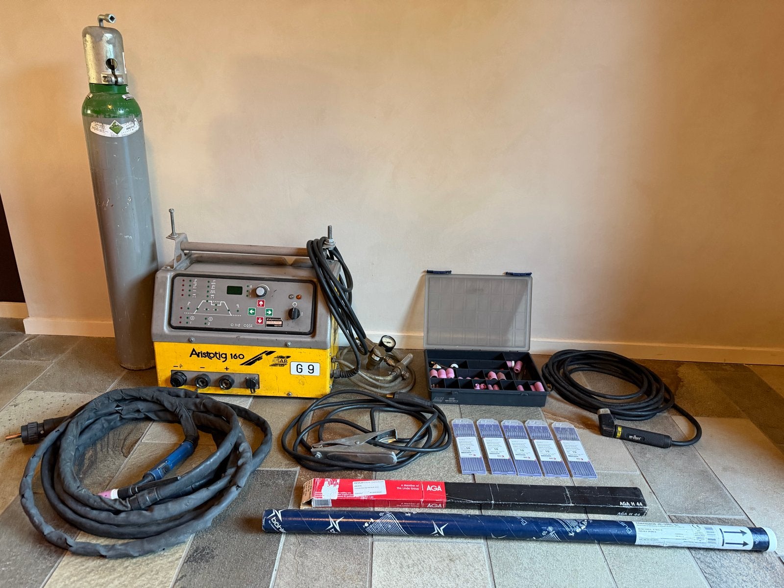 ESAB Aristotig 160 TIG Lasapparaat Compleet Pakket, Ophalen, 150 tot 250 ampère, Tig