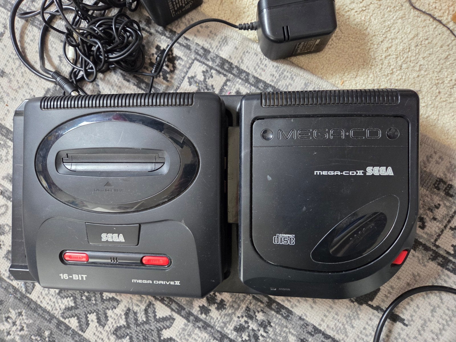 sega cd met megadrive 2, Spelcomputers en Games, Spelcomputers | Sega, Ophalen, Zo goed als nieuw, Met 1 controller, Mega Drive
