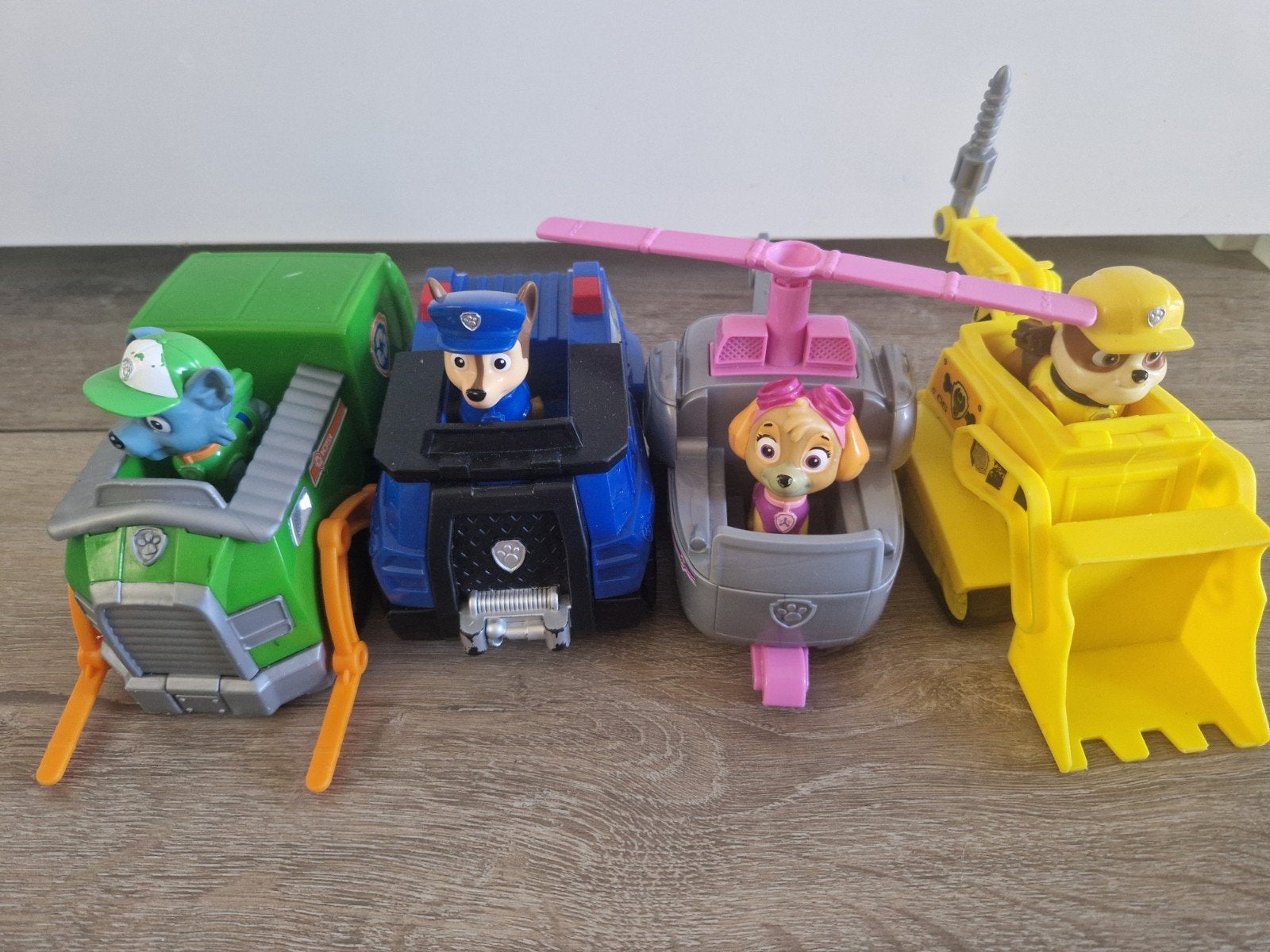 Paw patrol voertuigen met figuren, Kinderen en Baby's, Speelgoed | Speelgoedvoertuigen, Ophalen of Verzenden, Zo goed als nieuw