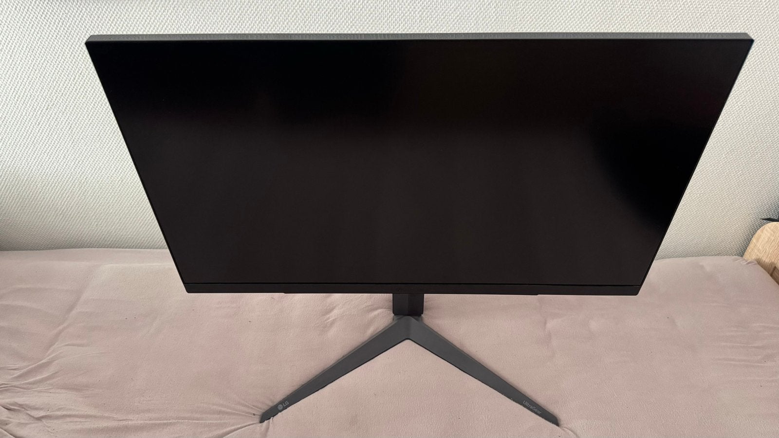 LG UltraGear 27GS85Q 27-inch IPS Gaming Monitor - Krasje, Computers en Software, Monitoren, Gebruikt, IPS, In hoogte verstelbaar
