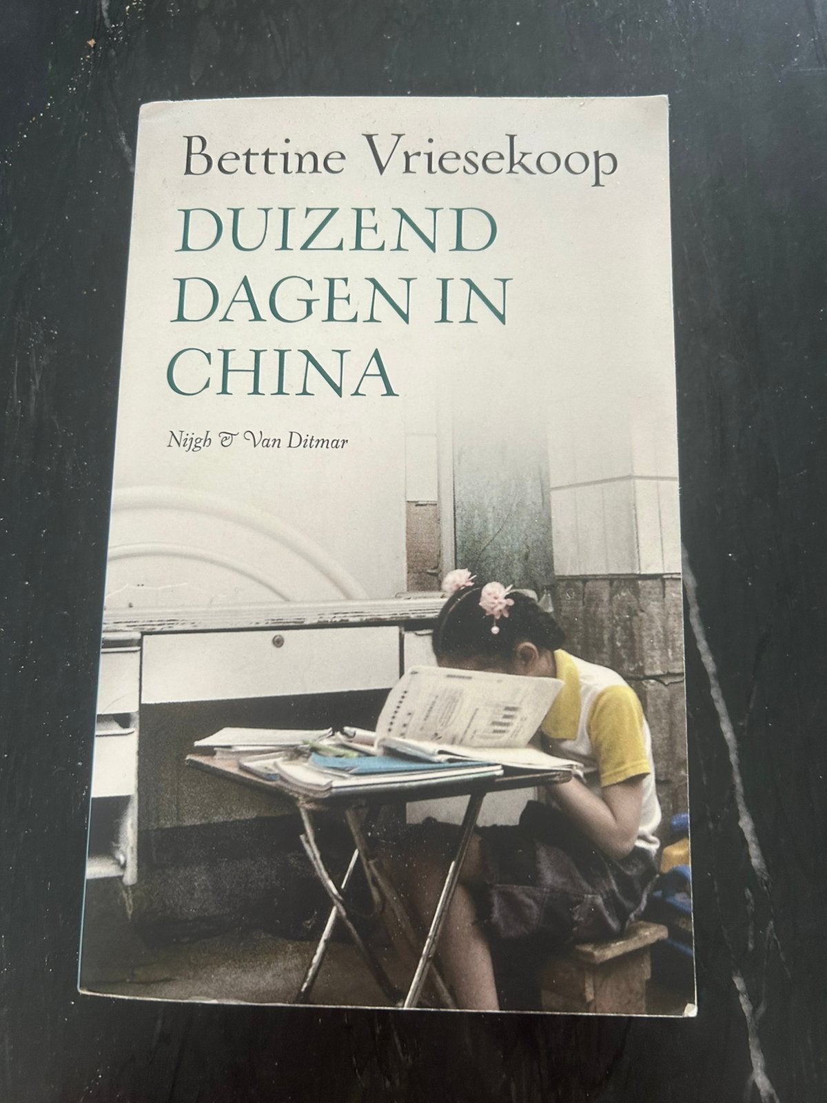 BETTINE VRIESEKOOP Duizend dagen in China, Boeken, Ophalen of Verzenden, Gelezen, Overige sporten