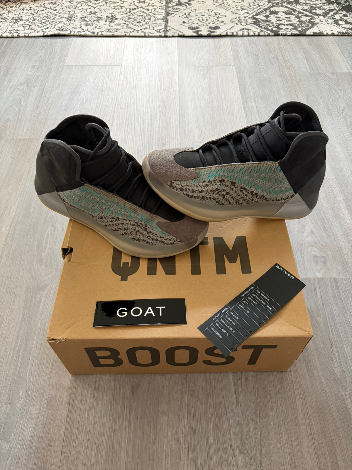 Adidas Yeezy Quantum Teal Blue maat 45 1/3, Kleding | Heren, Blauw, Ophalen of Verzenden, Sneakers of Gympen, Zo goed als nieuw