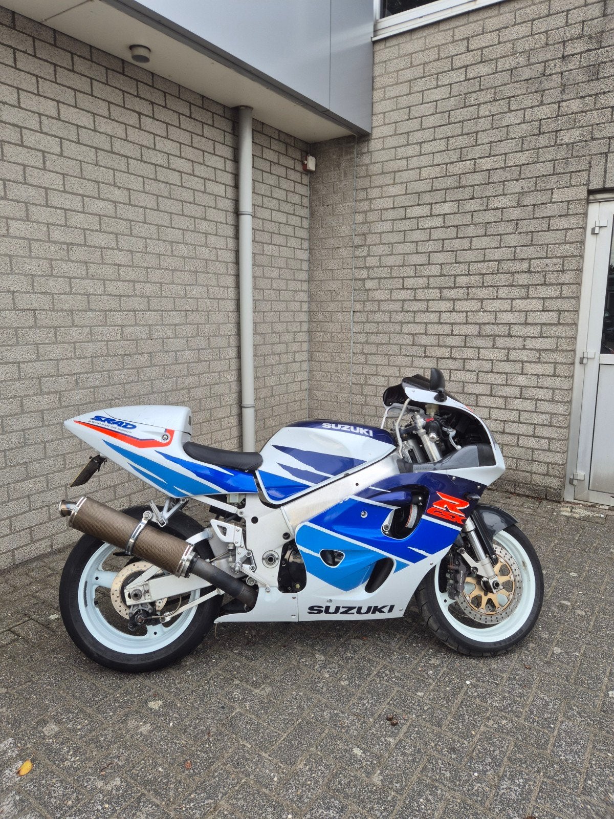 suzuki gsxr 750 srad 1996 (Project), Motoren, 750 cc, 4 cilinders, Gebruikt, Super Sport