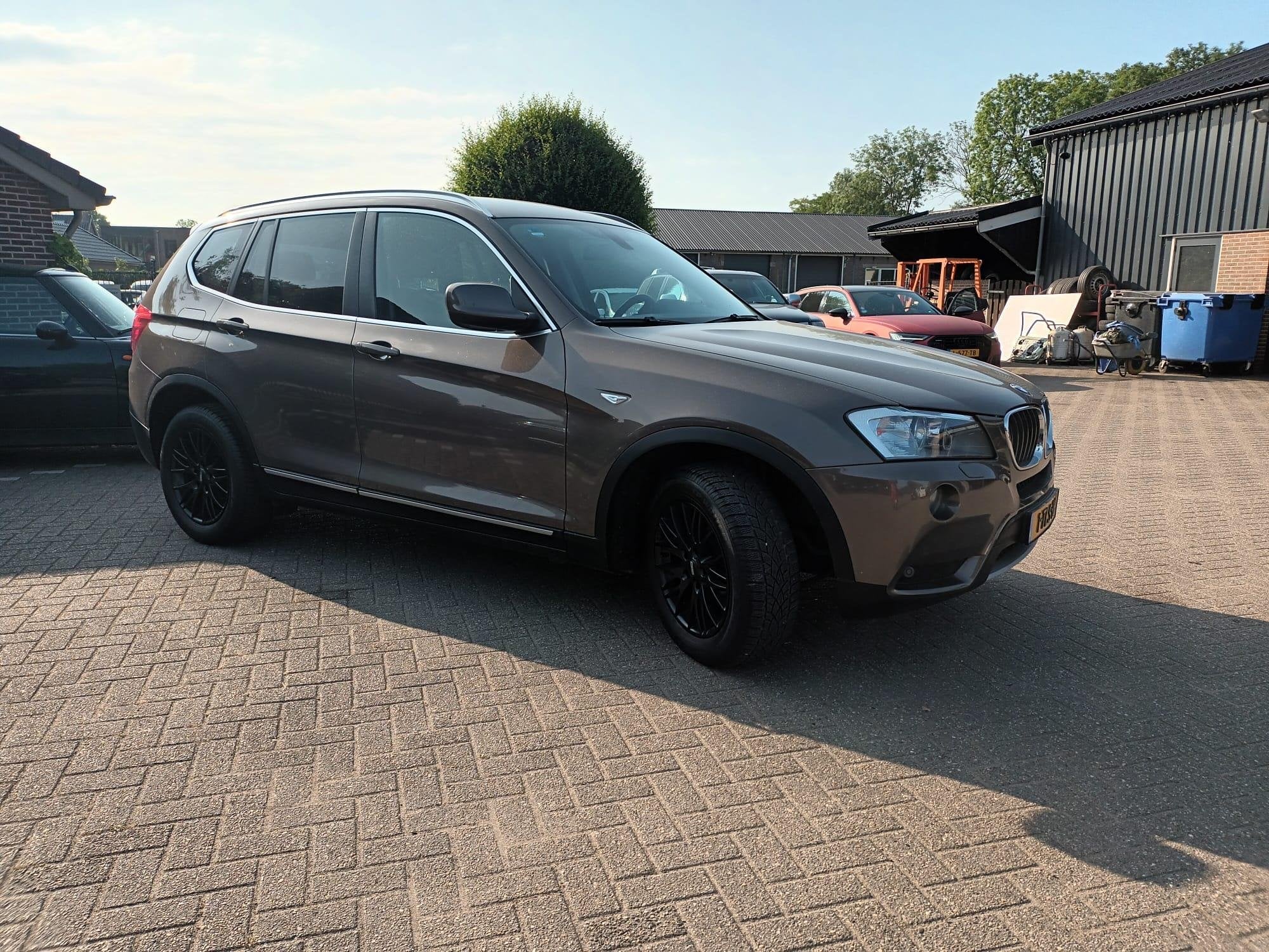 BMW X3 sDrive18d Executive, Auto's, BMW, Automaat, Euro 5, Zwart, 1655 kg