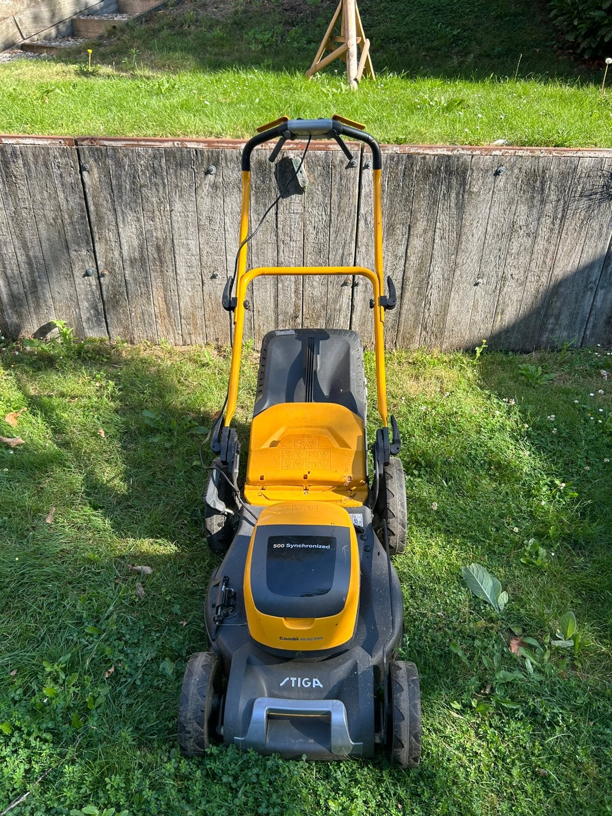 STIGA Combi 48 SQ DAE 2020 - voor de hobbyist/onderdelen, Ophalen, Gebruikt, 40 t/m 49 cm, Accu-grasmaaier