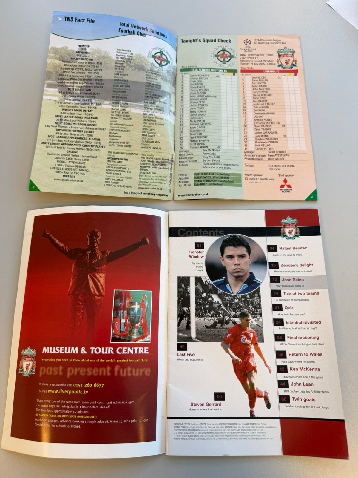 Liverpool TNS Champions League 2005 Programmaboekjes 2x, Boeken, Ophalen of Verzenden, Zo goed als nieuw, Balsport