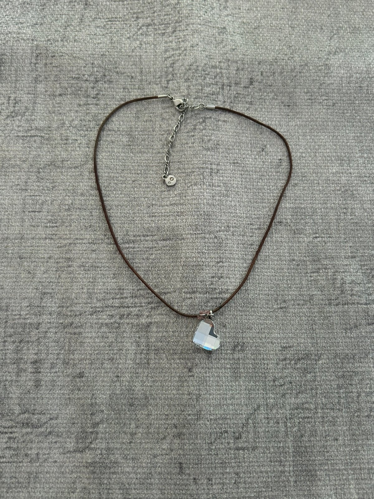 Swarovski ketting met hartje, Bruin, Ophalen of Verzenden, Zo goed als nieuw, Overige materialen