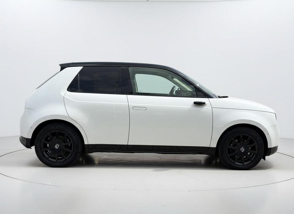 Honda e Advance 16" CARPLAY - PANO - STOELVERWARMING - 360 C, Auto's, Honda, Gebruikt, 4 stoelen, 154 pk, 315 min