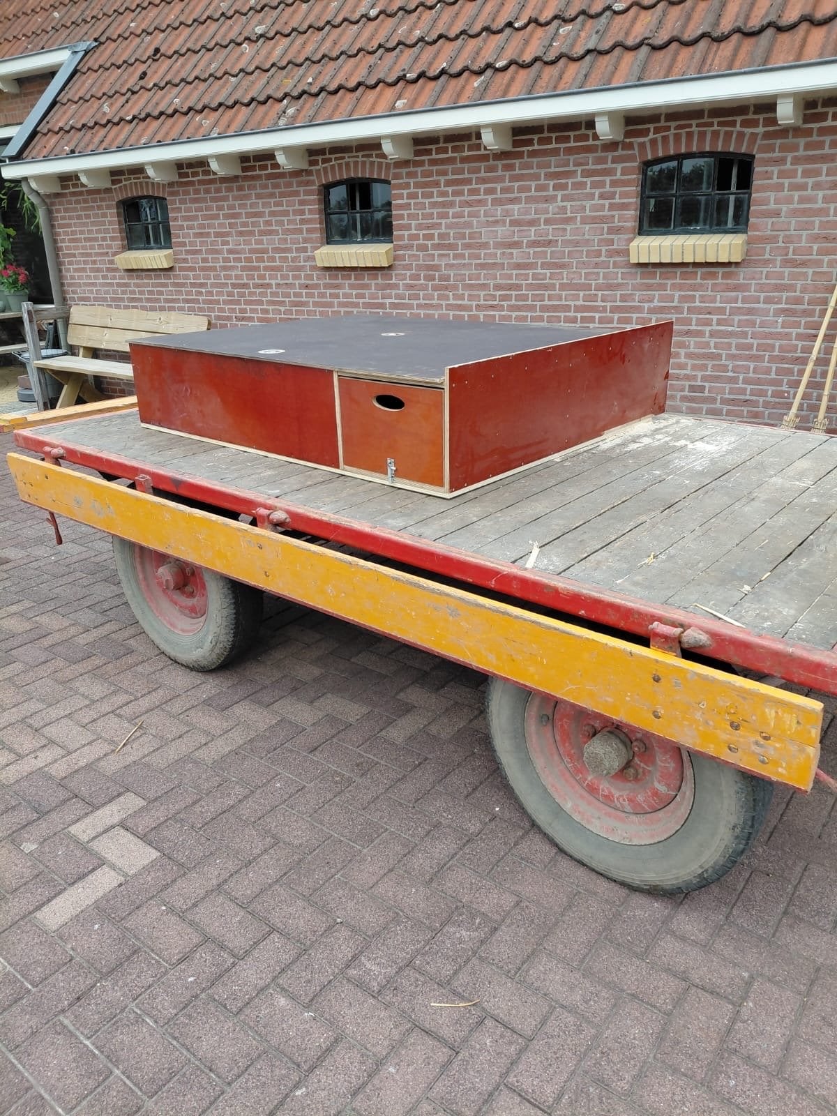 Praktische Ladebak / Inrichting voor Peugeot Partner, Ophalen