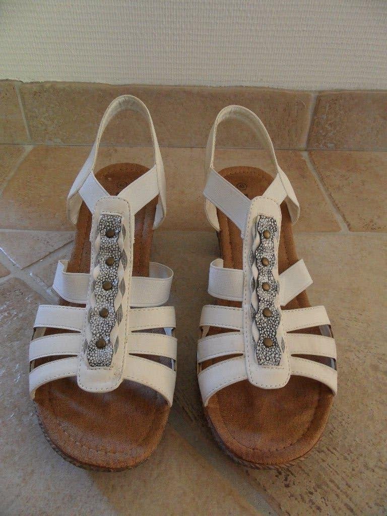 Dames sandalen maat 42, Kleding | Dames, Blue Box, Wit, Nieuw, Sandalen of Muiltjes