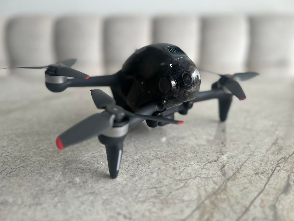 DJI FPV fly more combo Zo goed als nieuw!, Audio, Tv en Foto, Drones, Ophalen of Verzenden, Zo goed als nieuw