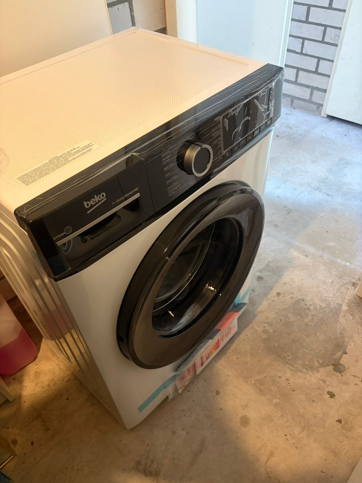 Beko B1W864BBBE SteamCure wasmachine nieuw!, Ophalen of Verzenden, Nieuw, 1200 tot 1600 toeren, Minder dan 85 cm