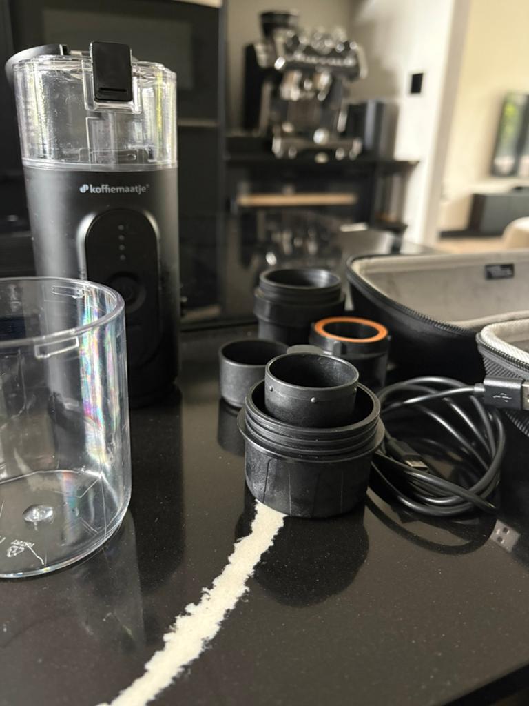 Koffiemaatje volledig draadloos, Ophalen of Verzenden, Zo goed als nieuw, Koffiemachine, Gemalen koffie