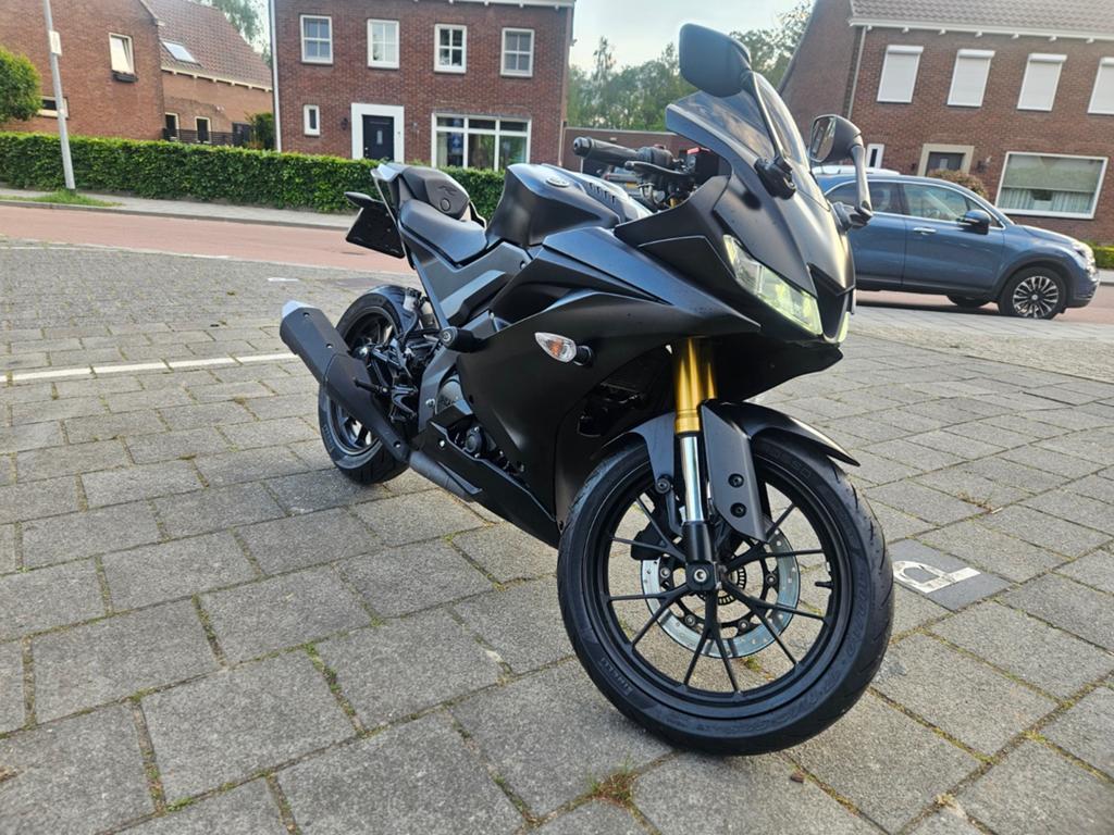 Yamaha YZF R125 2021 - Sportieve 125cc motor, Motoren, Occasion, Super Sport, Particulier, 11 kW of minder
