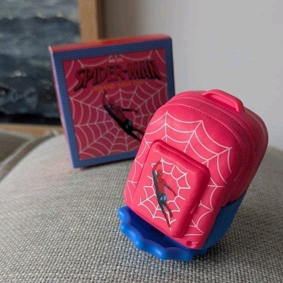 McDonalds happy meal Spiderman marvel collectable roze, Ophalen of Verzenden, Overige figuren, Nieuw, Beeldje of Figuurtje
