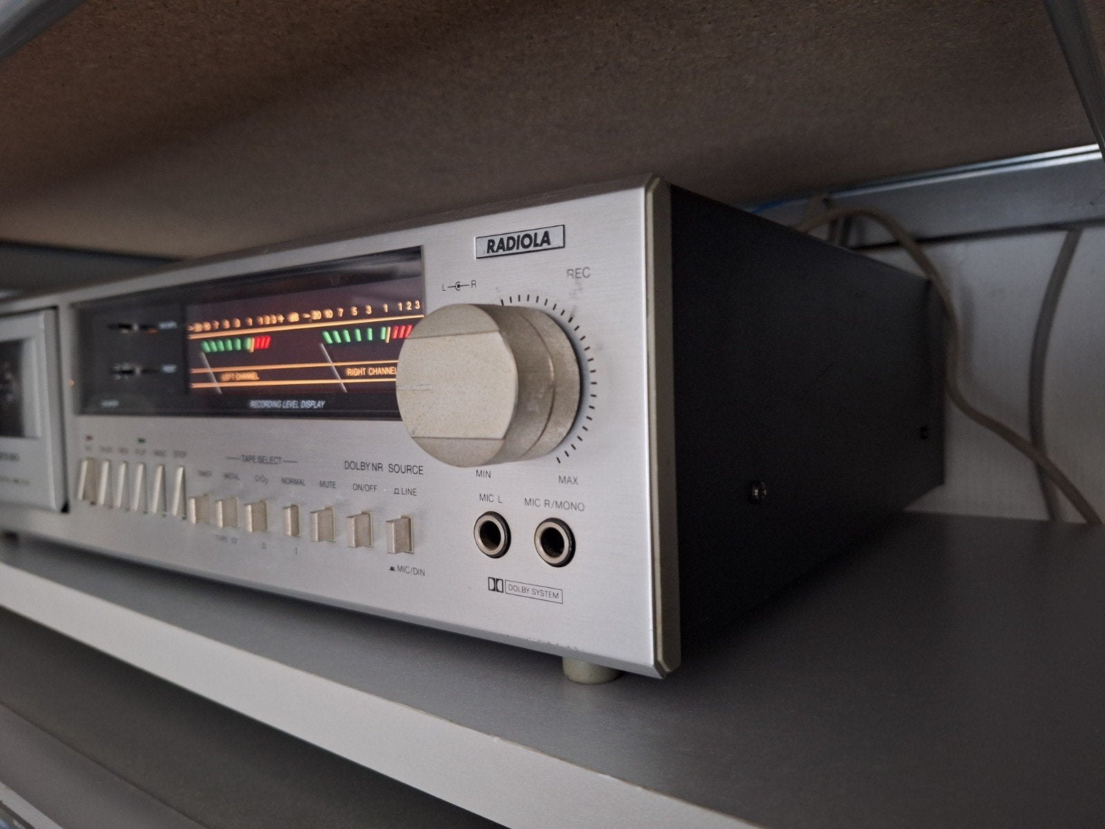 Radiola rt273 / Philips F6212, Ophalen of Verzenden, Philips