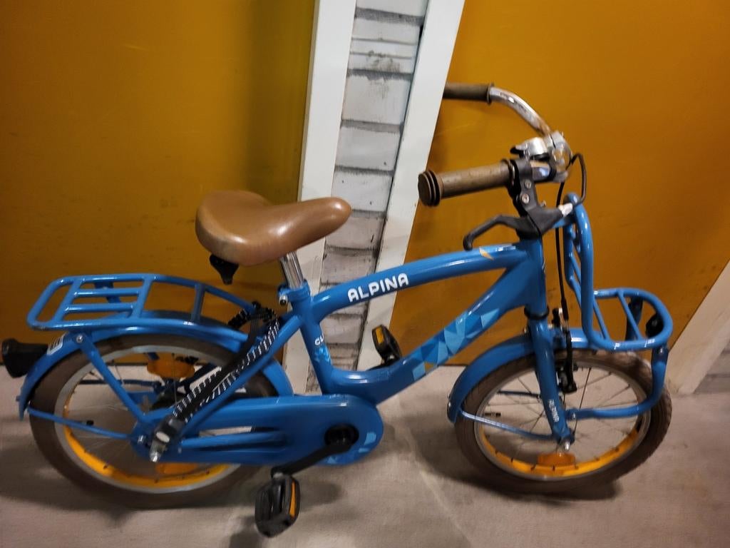 Alpina kinderfiets blauw met voordrager - 16 inch, Fietsen en Brommers, Fietsen | Kinderfietsjes, Ophalen, Velgrem, Alpina, 16 tot 20 inch