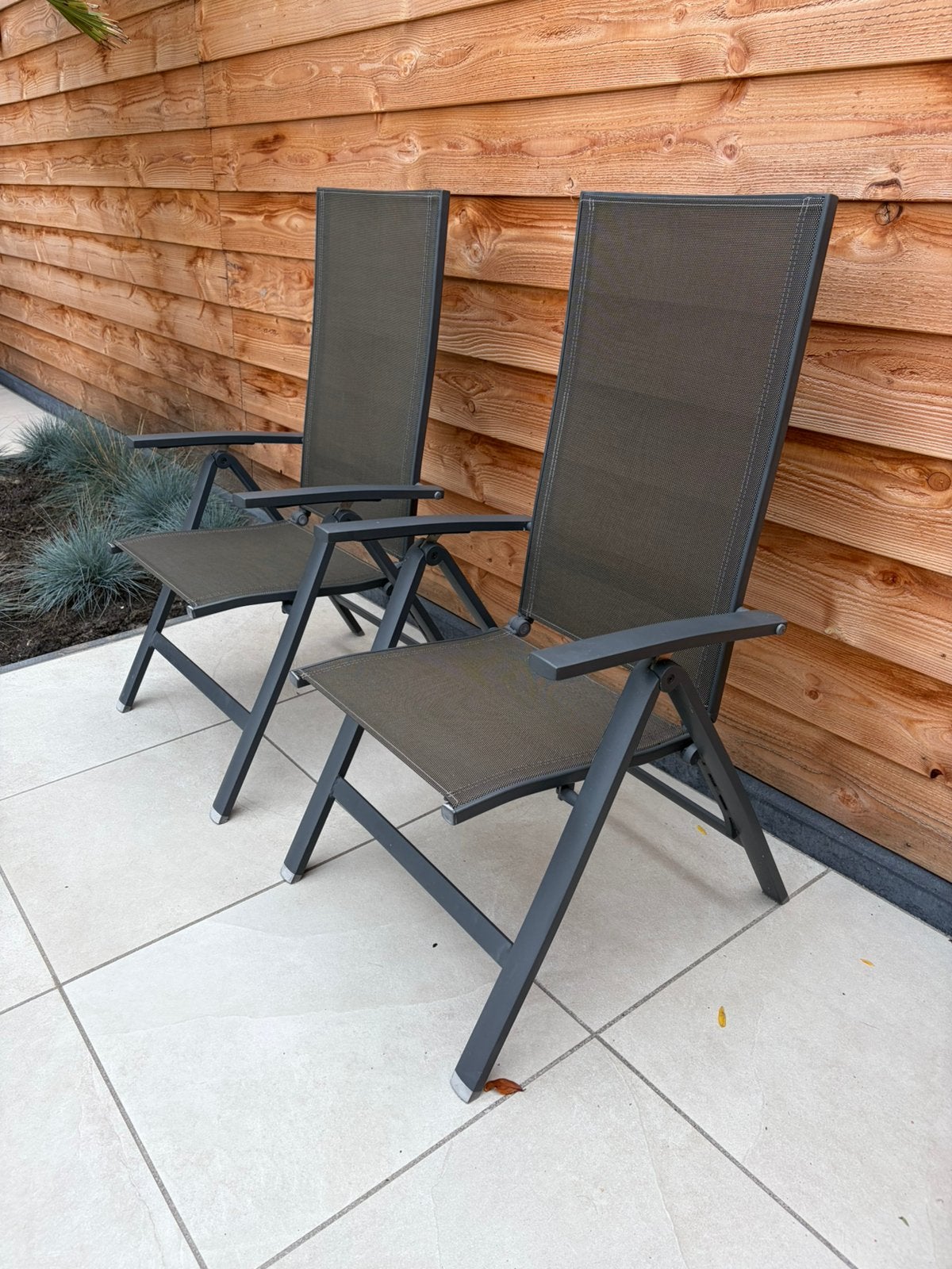 Tuinstoelen, Ophalen, Zo goed als nieuw