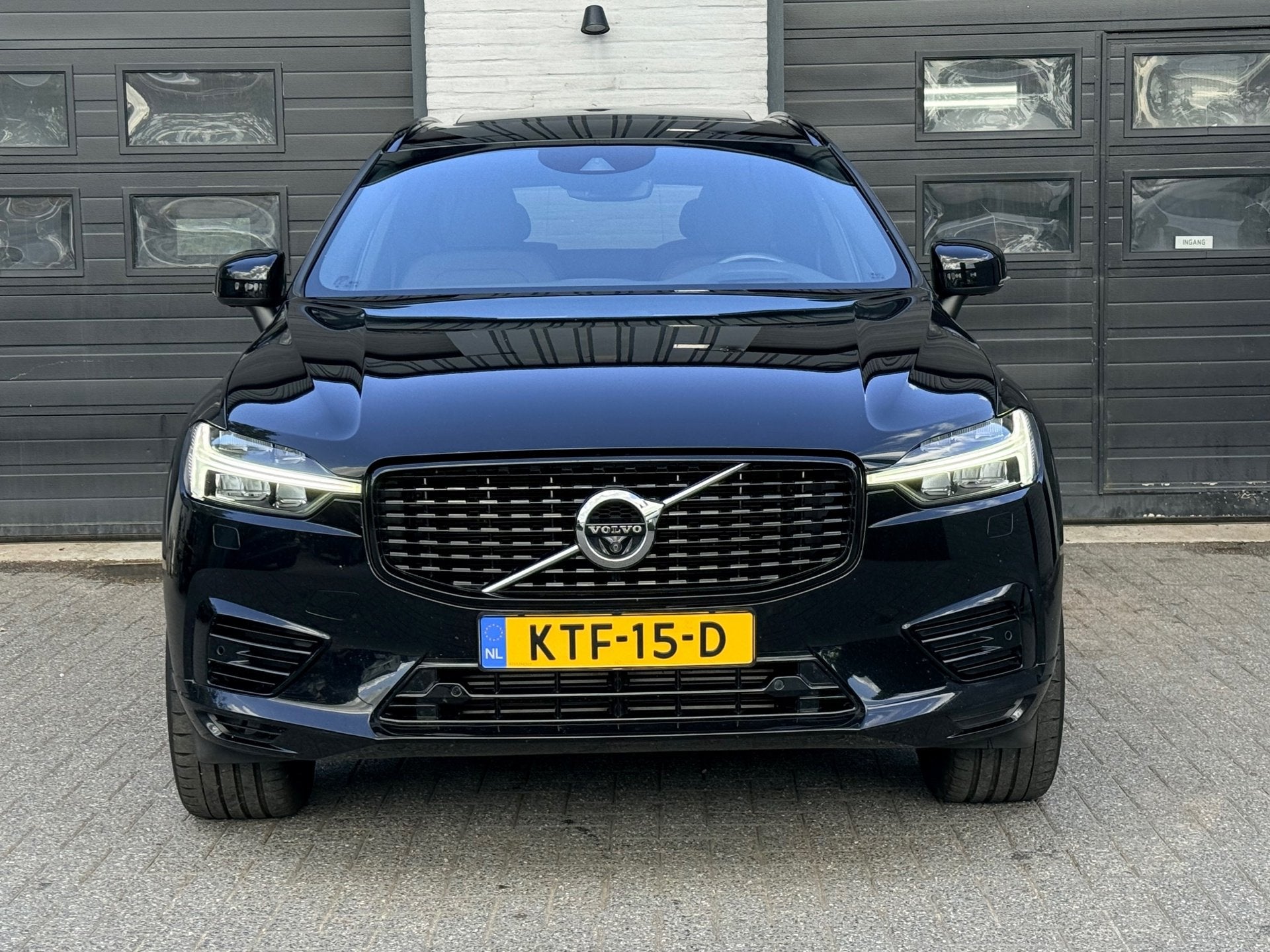 Volvo XC60 2.0 Recharge T8 AWD Inscription, Pano, Harman Kar, Automaat, Gebruikt, Euro 6, 1969 cc