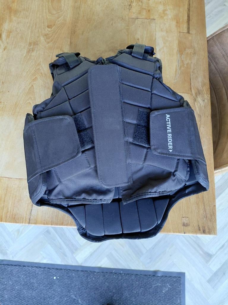 Active rider bodyprotector maat 12, kleur zwart., Dieren en Toebehoren, Ophalen, Gebruikt, Rijden
