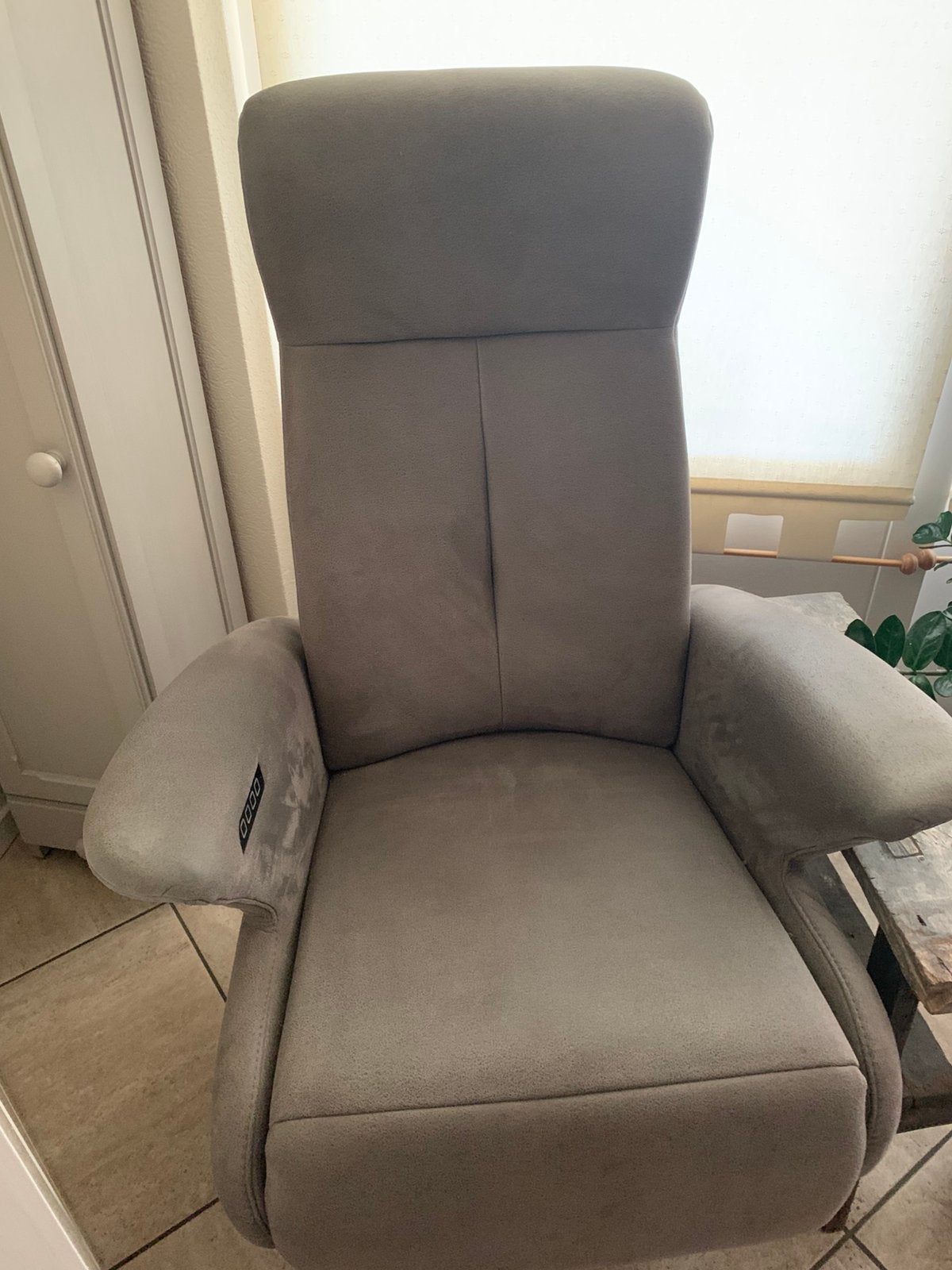 Electrische relax fauteuille, Ophalen of Verzenden, Zo goed als nieuw, 75 tot 100 cm, Minder dan 50 cm