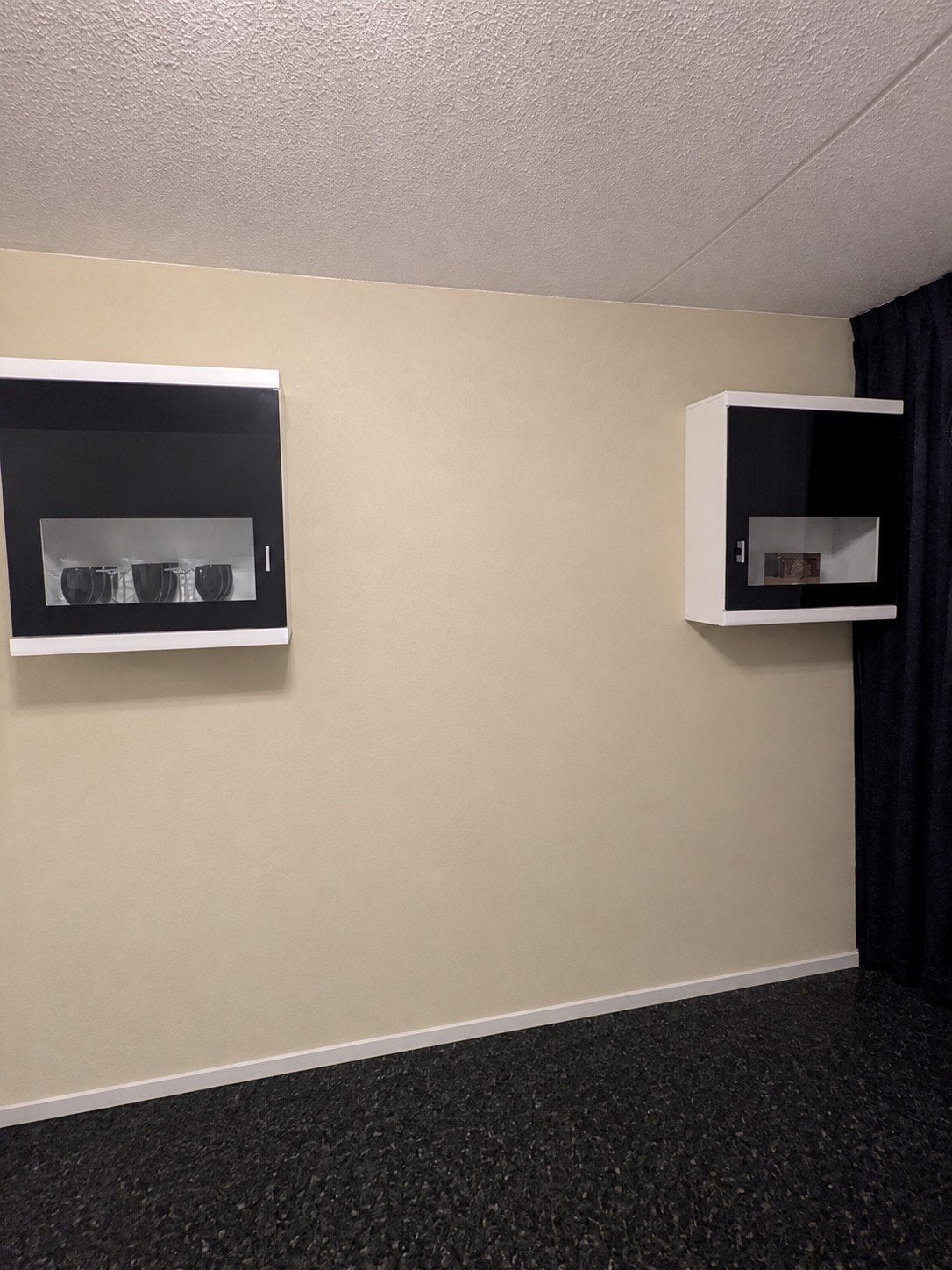 Set van 2 moderne wandkasten Verlichting Dressoir Interieur, Ophalen of Verzenden, Zo goed als nieuw