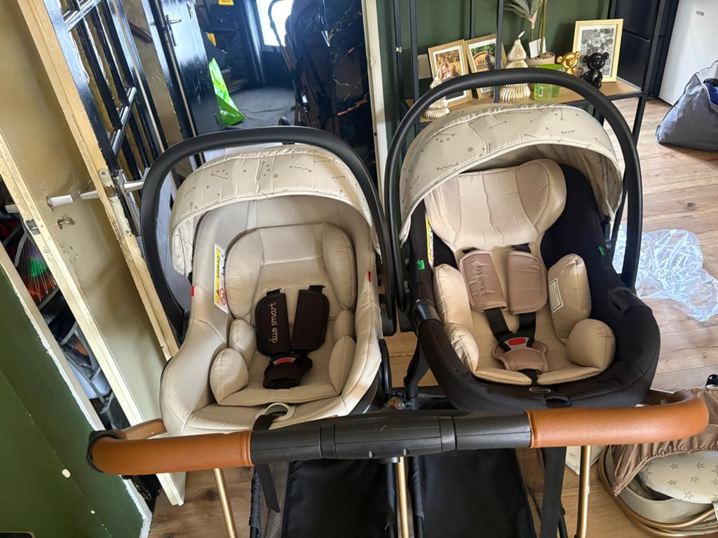 Tweeling kinderwagen met autostoeltjes, Overige merken, Gebruikt, Duowagen, Ophalen of Verzenden