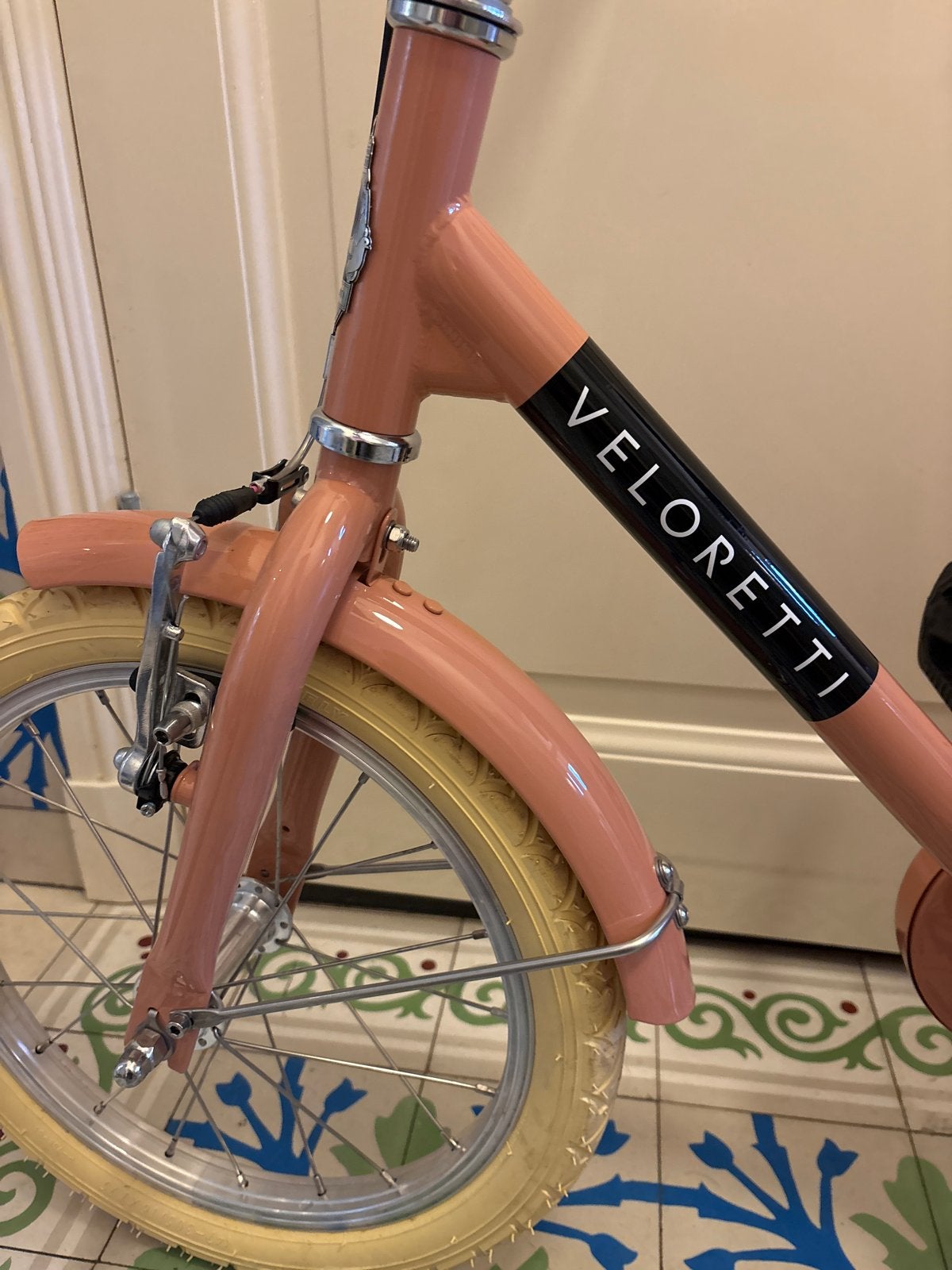 Veloretti Kinderfiets 16 inch - Roze met Zijwieltjes, Ophalen, Zijwieltjes, 16 tot 20 inch, Velgrem