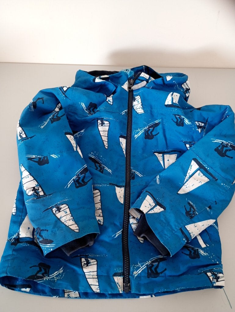 zomerjas maat 116, Kinderen en Baby's, Kinderkleding | Maat 116, Ophalen, Gebruikt, Jas, Jongen