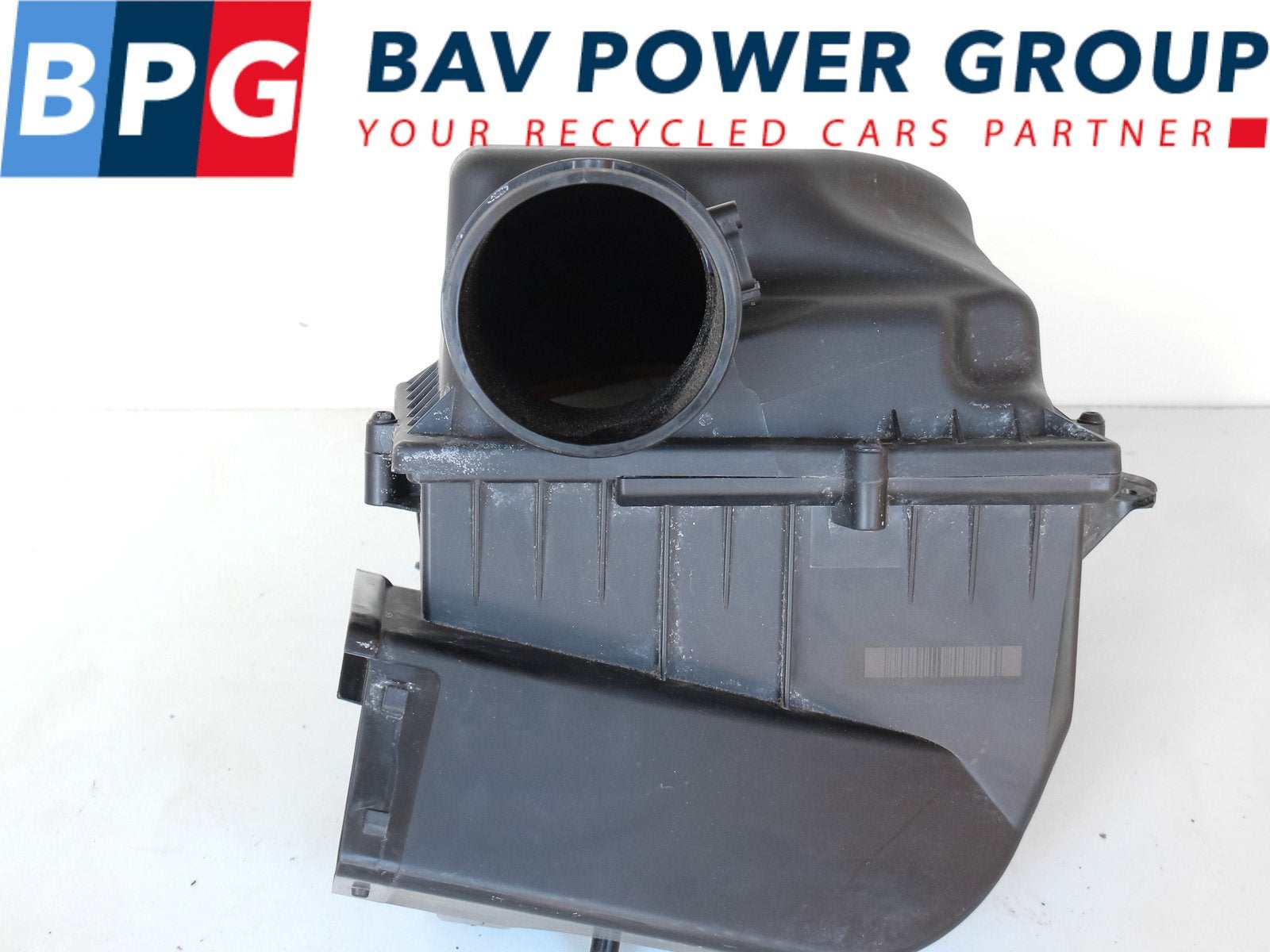 LUCHTFILTERHUIS G01 G05 G11 BMW 5 serie (G30) (13718620473), Gebruikt, BMW, Petuelring 130
80809  München, DE, Bayerische Motoren Werke AG