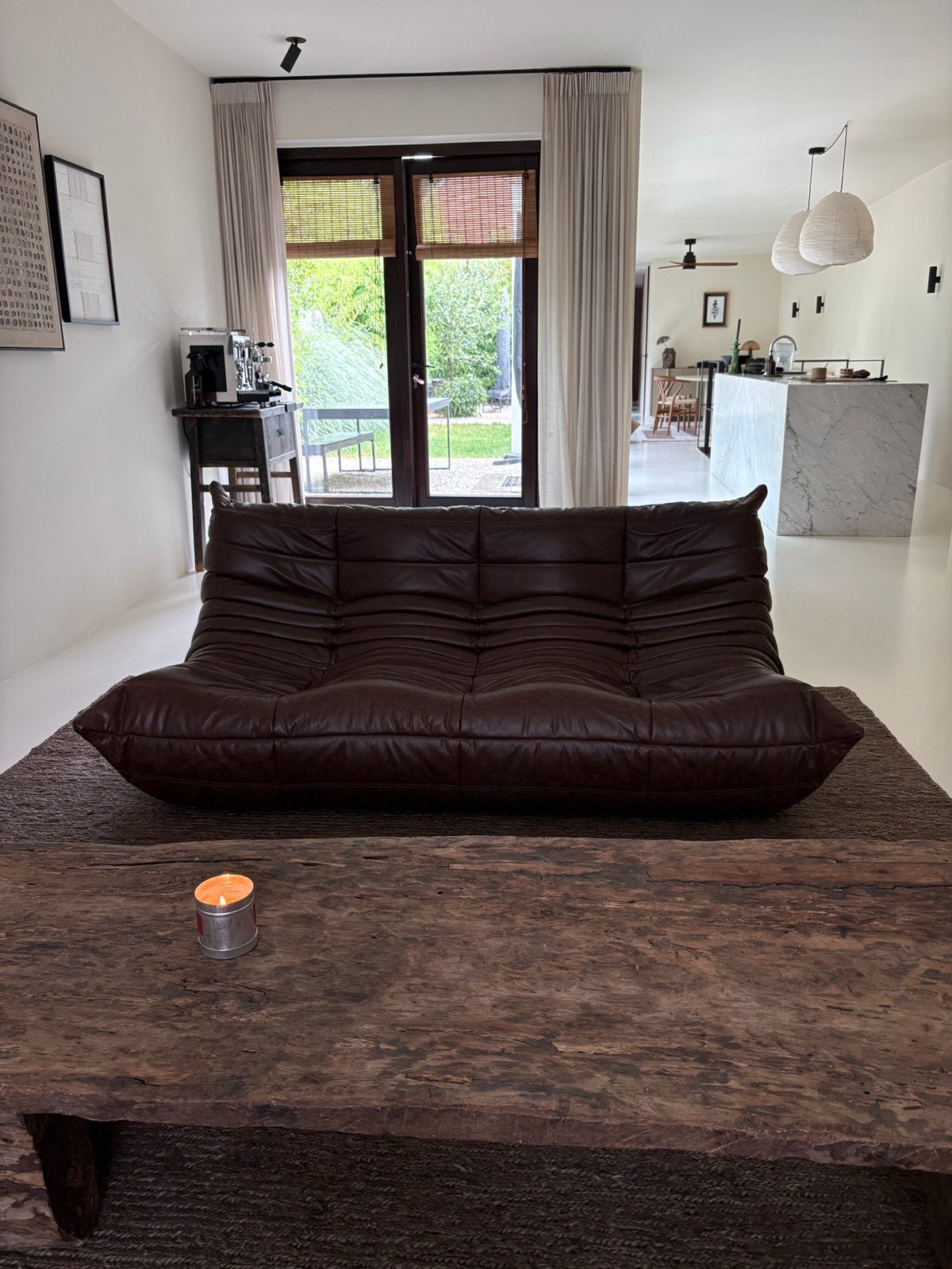 Donker bruine lederen 3 zits togo - ligne roset, Ophalen, Zo goed als nieuw, 75 tot 100 cm