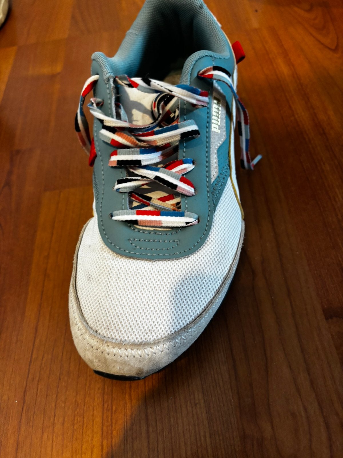 Kleurrijke sneaker puma, Ophalen of Verzenden, Zo goed als nieuw, Sneakers of Gympen