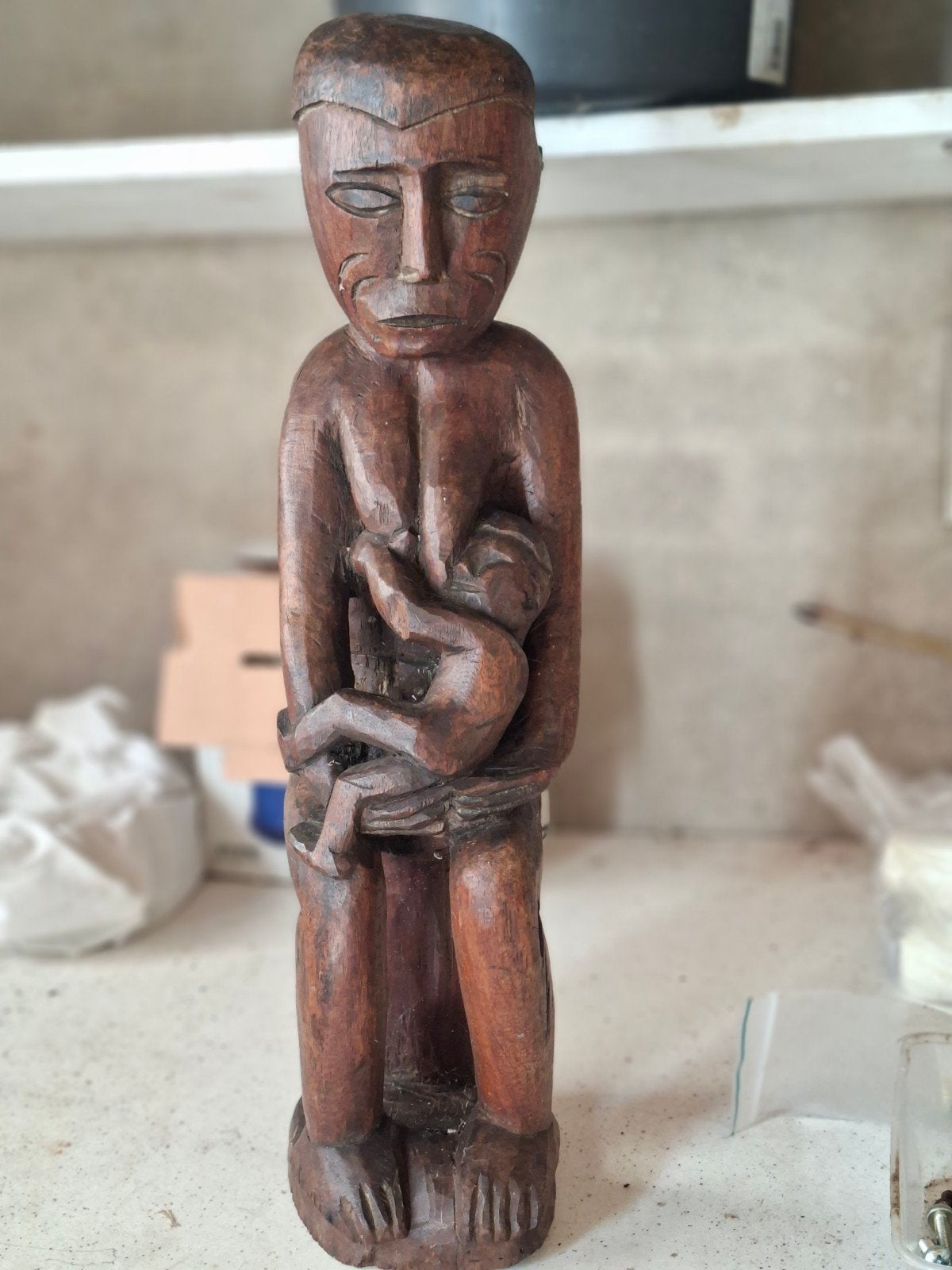 Handgemaakt Peruaans Houtsnijwerk - Moeder en Kind, Ophalen of Verzenden, Handgemaakt, 20 - 50 cm, Hout