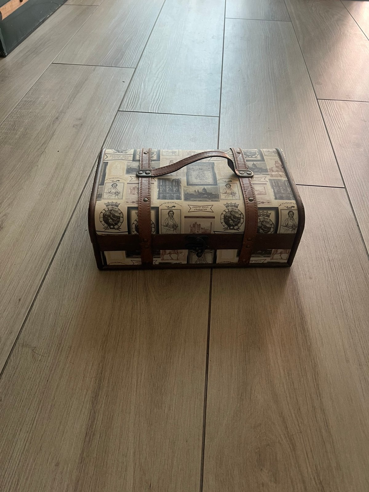 Decoratieve box, Ophalen