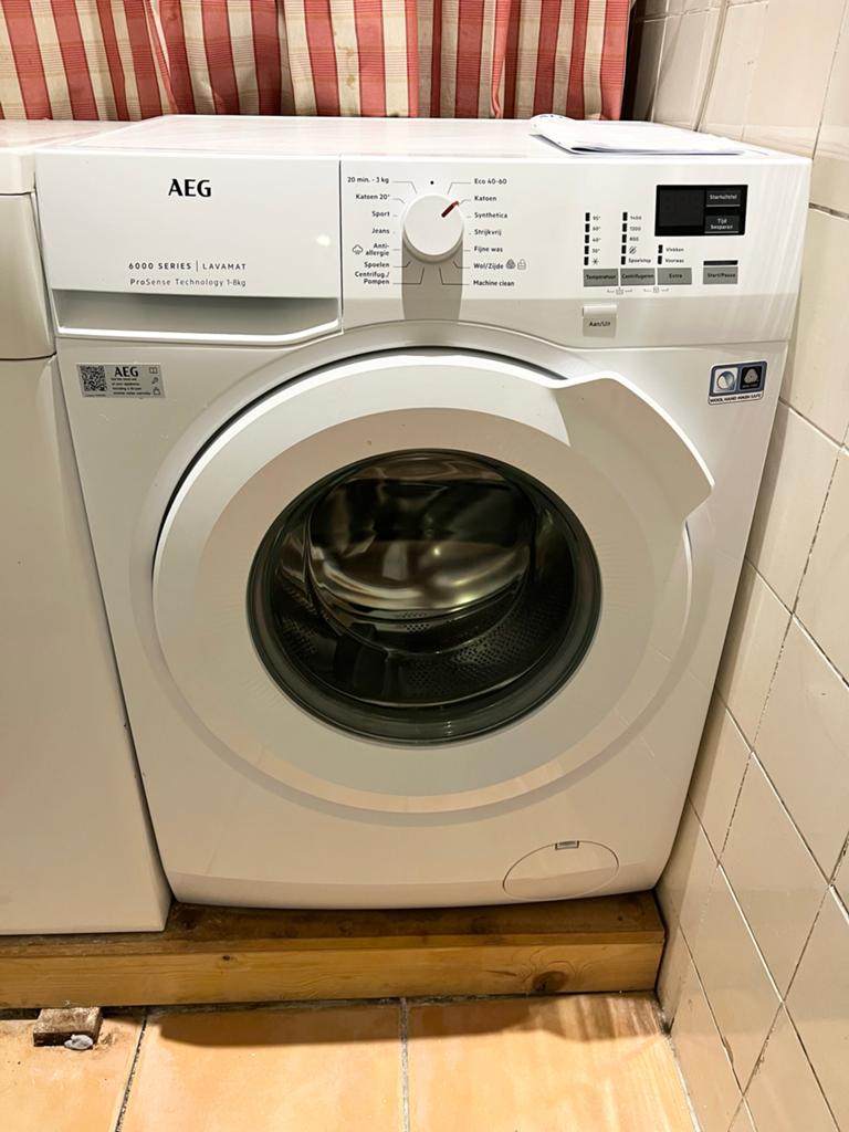 AEG 6000 Series Lavamat 8kg/1400 toeren - wasmachine, Ophalen, Zo goed als nieuw, 85 tot 90 cm, 1200 tot 1600 toeren