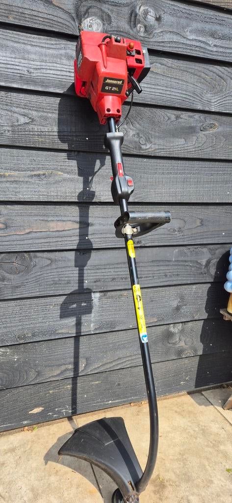 Benzine strimmer Jonsered GT21L, Tuin en Terras, Bosmaaiers, Ophalen, Gebruikt, Benzine, Jonsered