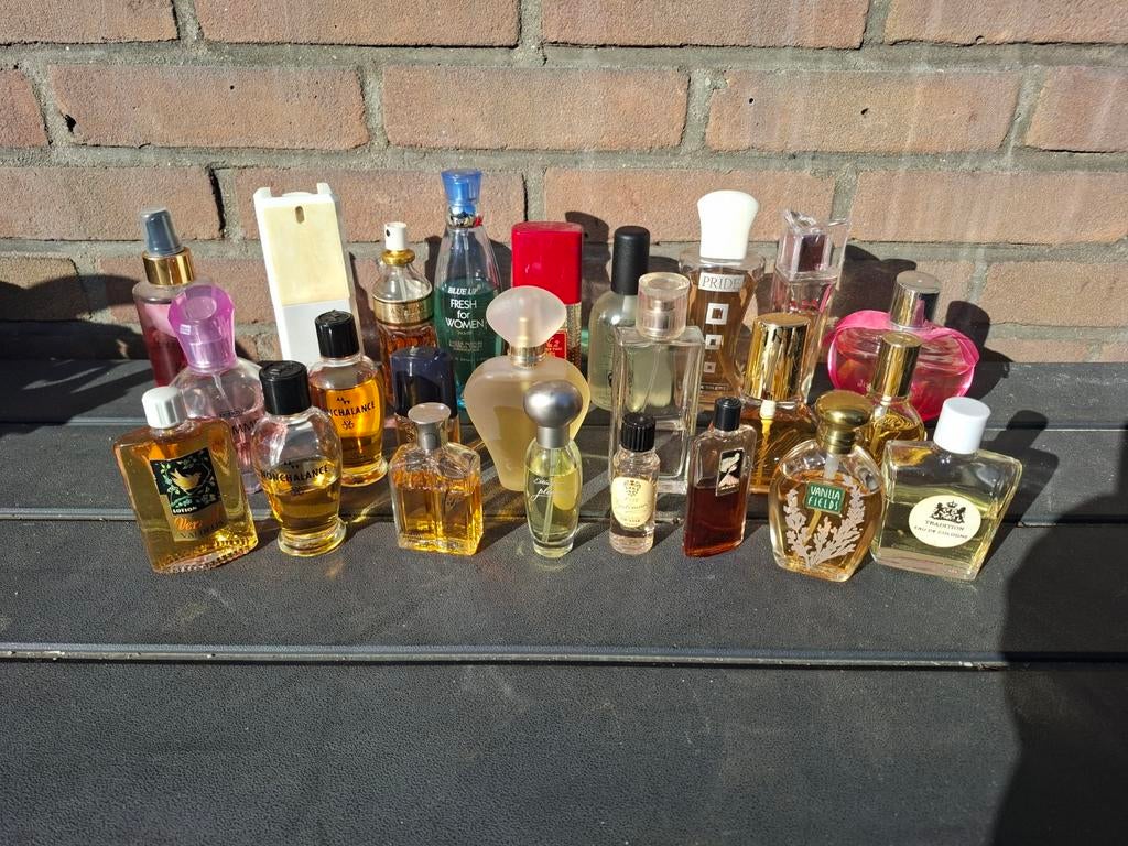 Vintage parfum verzameling, Ophalen of Verzenden, Zo goed als nieuw, Miniatuur