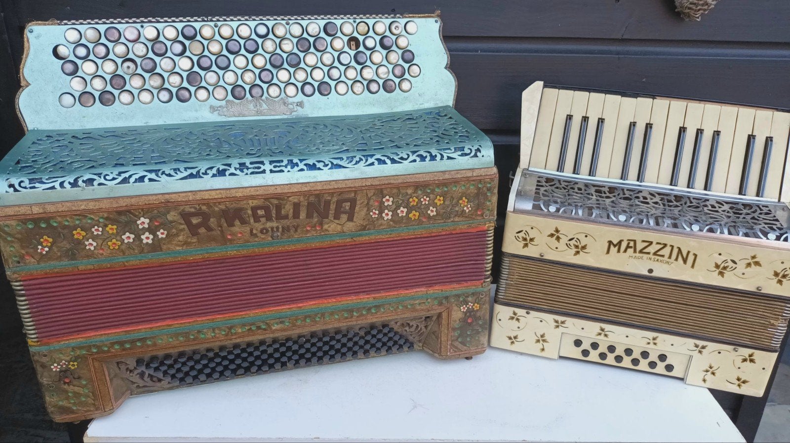 Antieke accordeons: R. Kalina en Mazzini (2 stuks), Gebruikt, Overige formaten, Knopaccordeon, Ophalen