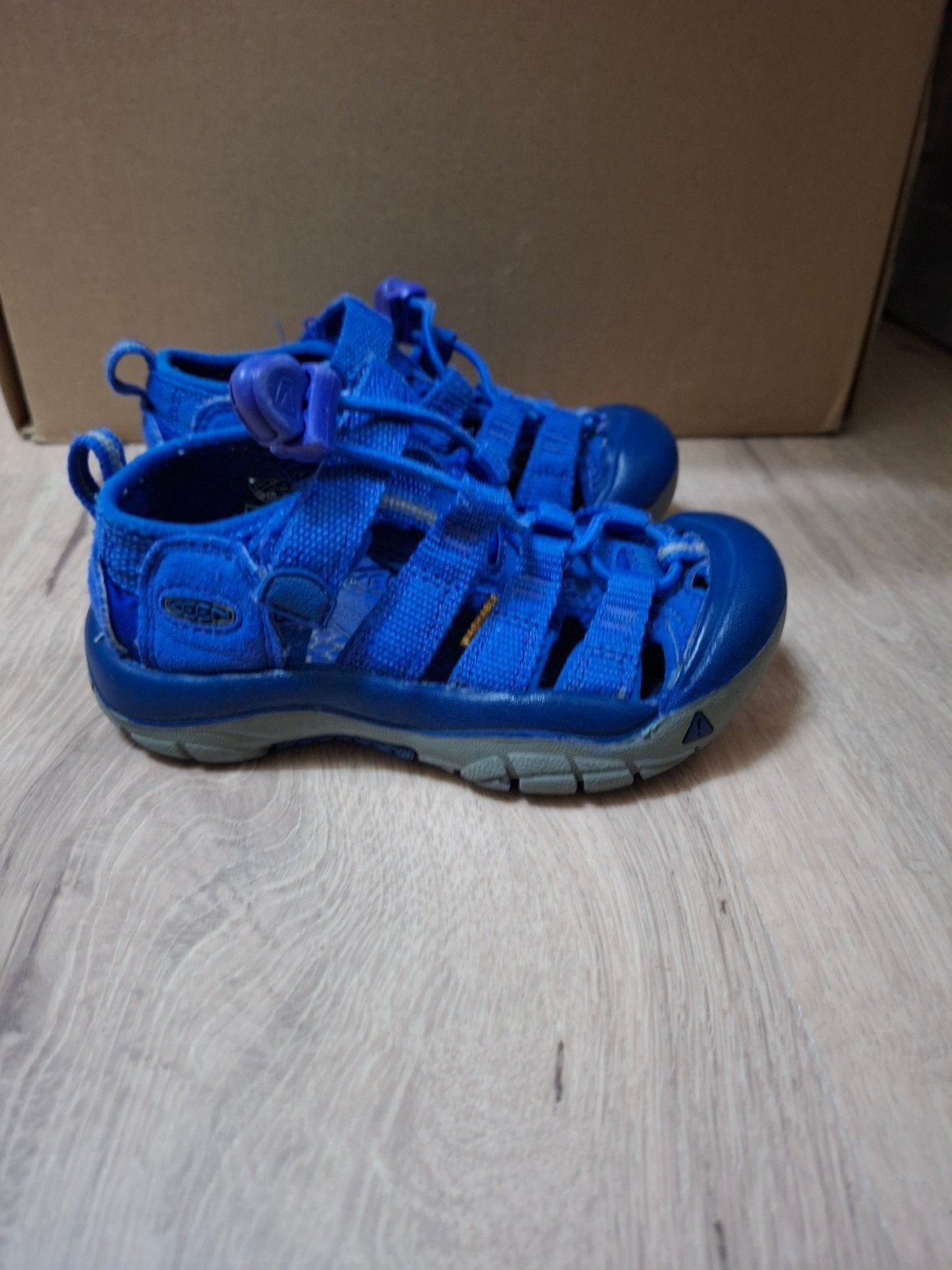 Jongens KEEN sandalen maat 25/26, Ophalen, Jongen, Overige typen
