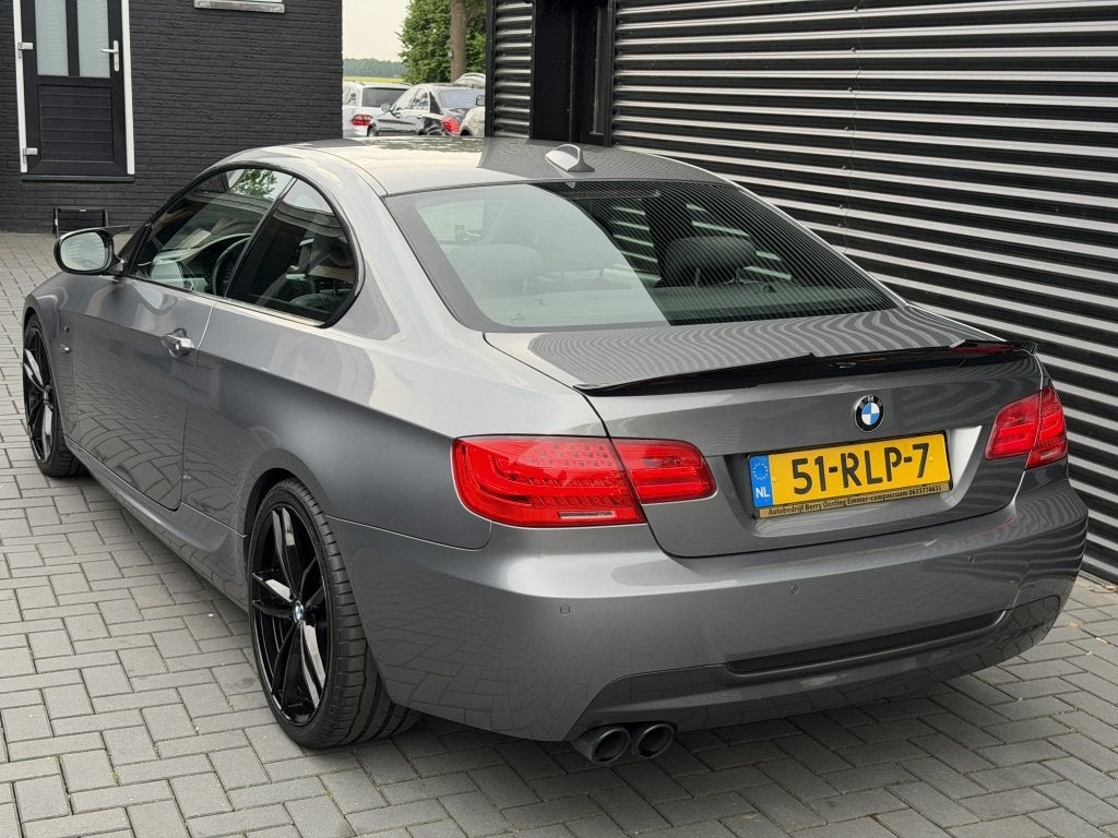 BMW 3 Serie Coupe 320i Corp.L. BnsL.S| M-PAKKET| AUTOMAAT| 1, Euro 5, 4 cilinders, 4 stoelen, 163 pk